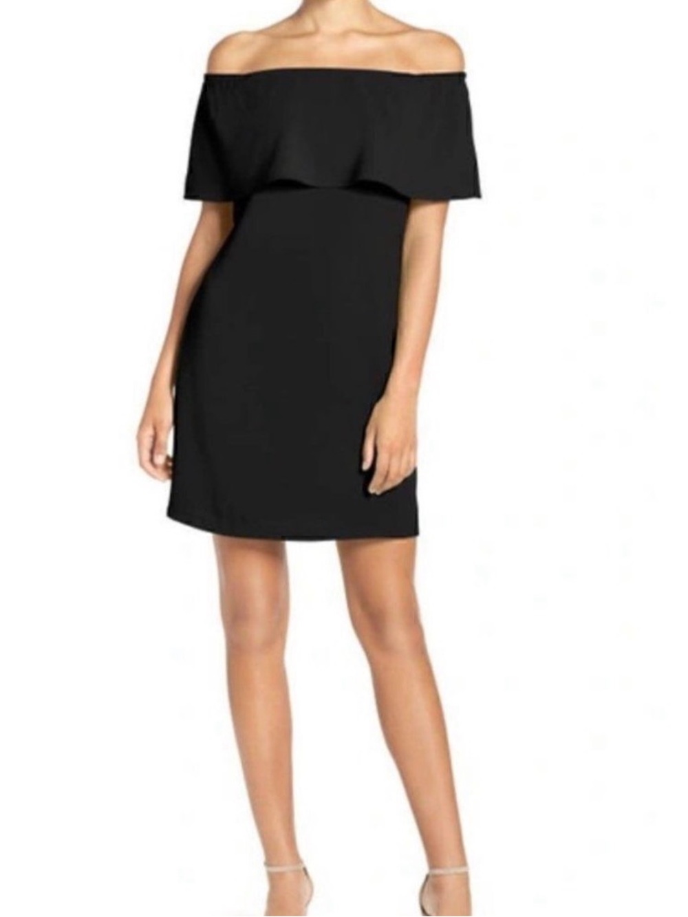 MWT Sz S Charles Henry Shoulder Black Shift Dress